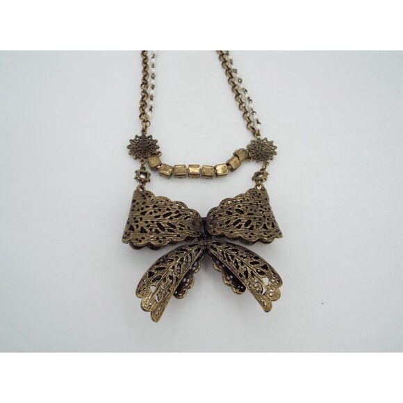 Betsey Johnson Large Bow Pink Crystal Rhinestone Faux Pearl Statement Necklace - Picture 10 of 10